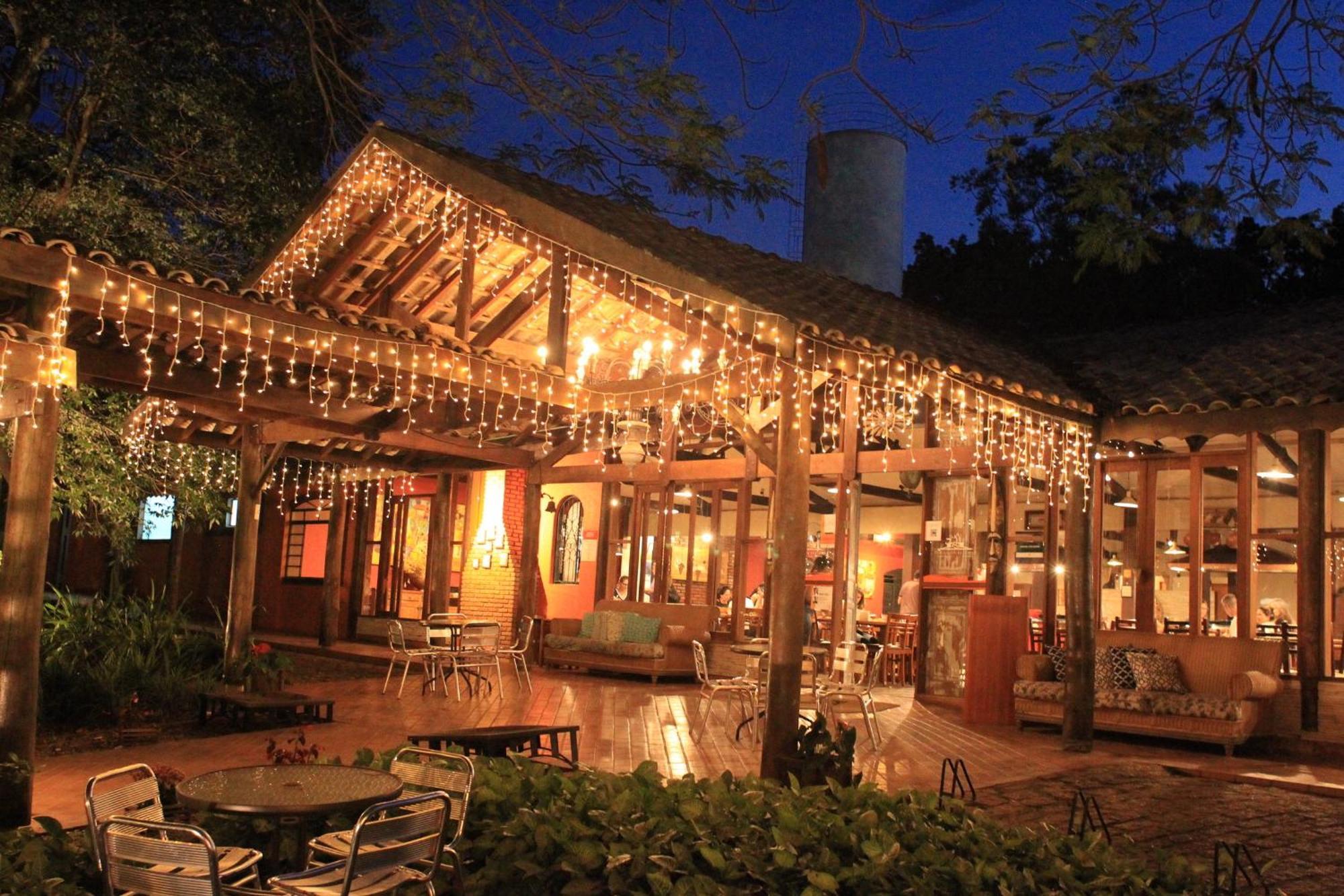 Hotel Estancia Santa Monica Louveira Exterior foto